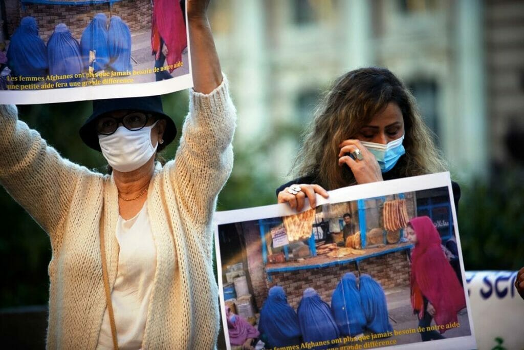 Solidaritätsdemonstration in Toulouse mit Frauen in Afghanistan. (© imago images/NurPhoto)