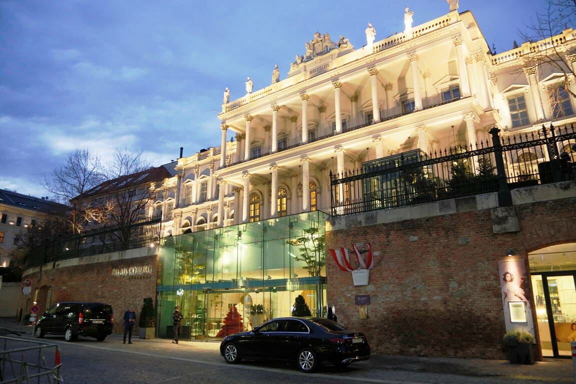 Ort der Verhandlungen über die Erneuerung des Atomabkommens mit dem Iran: das Palais Coburg in Wien. (© imago images/Viennareport)
