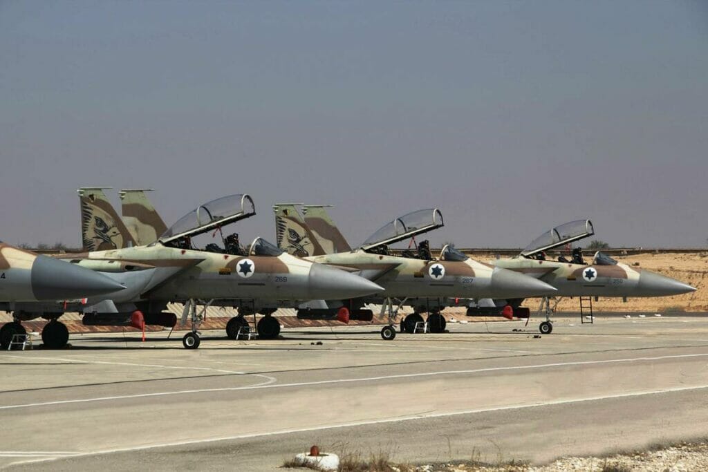 Nicht nur die israelische Luftwaffe ist das Ergebnis der Erkenntnis, dass das Land sich bei seiner Verteidigung nicht auf andere verlassen kann. (© imago images/StockTrek Images)