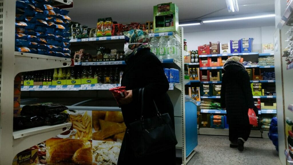 Mit 54,4{a7b8b9982d1bbdc5e1caab033d30320c7a19bdb9cd0371a3252625f5cda85985} erreicht die Inflation in der Türkei einen 20-Jahres-Höchststand