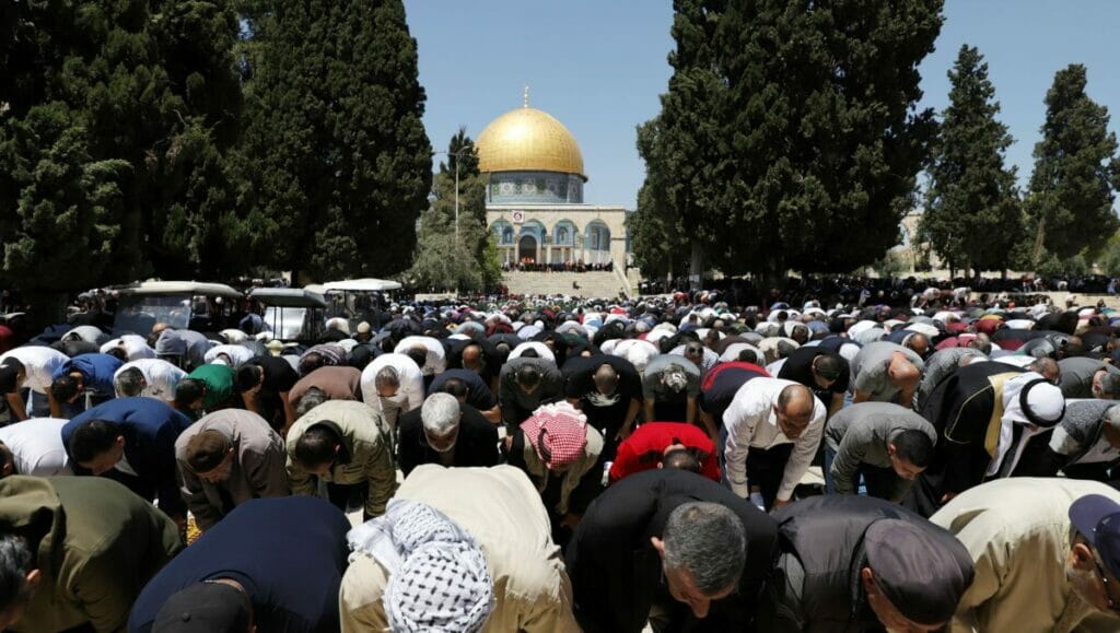 Immer wieder muss israelische Polizei Ordnung für friedlich Betende auf dem Tempelberg wiederherstelle