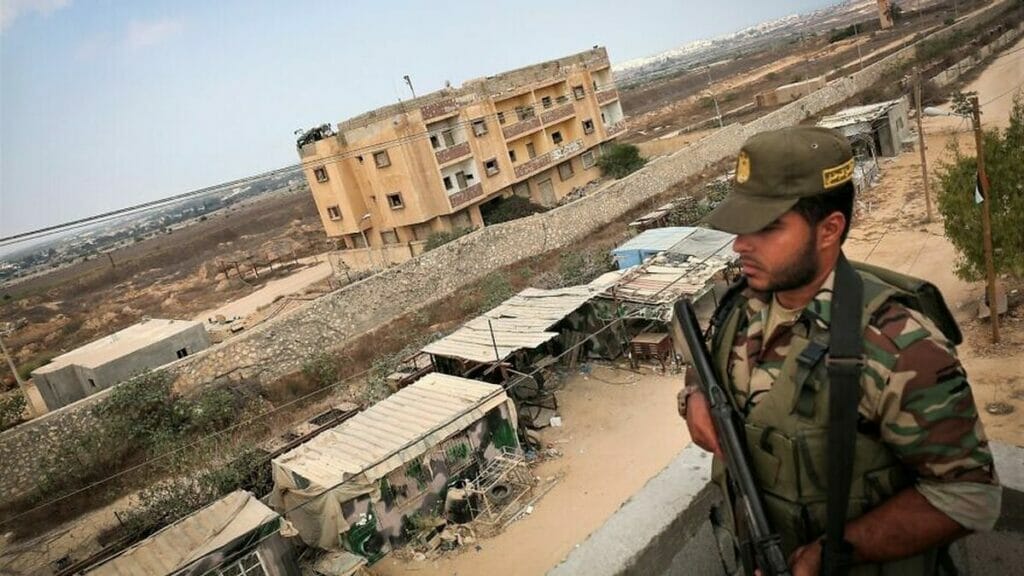 Im august 2017 verübte der IS an der Grenze zu Gaza im Nordsinai einen Selbstmordanschlag gegen die Hamas