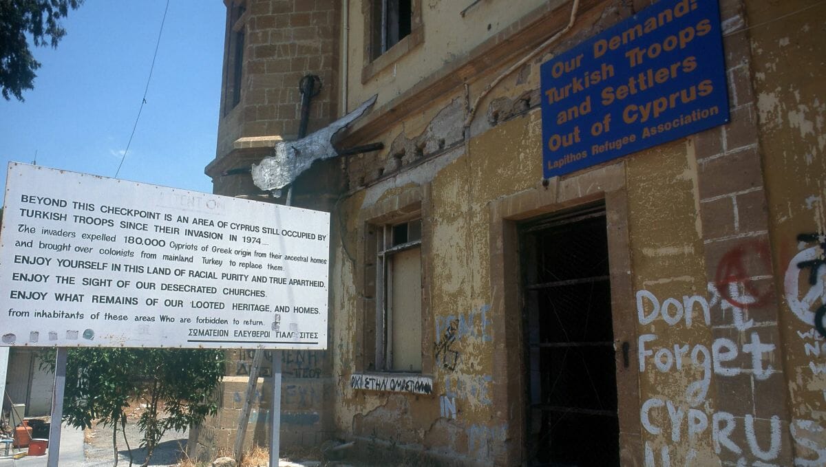 Grenze zwischen Zypern und dem türkisch besetzten Teil