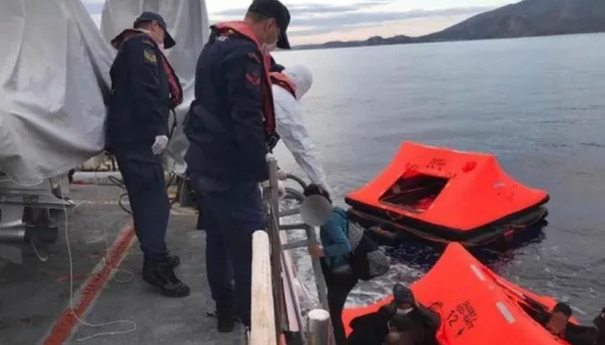 Türkische Küstenwache greift von Griechenland zurückgeschickte Flüchtlinge auf