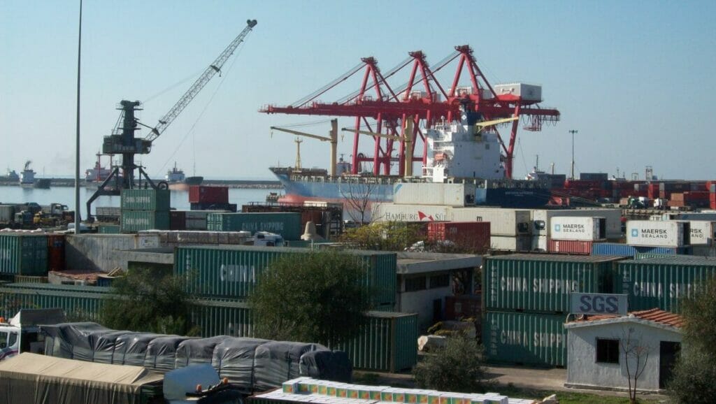 Der gestohlene Weizen konnte bis in den syrischen Hafen Latakia verfolgt werden
