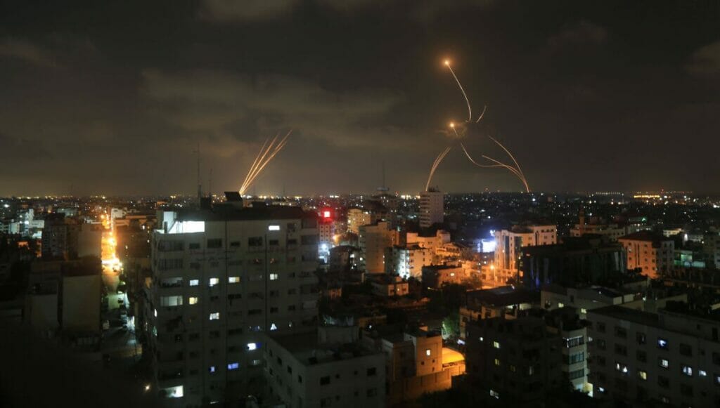 Vom PIJ auf Israel abgefeuerte Raketen über Gaza