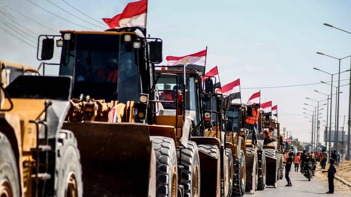Agyptische Bagger auf dem Weg in den Gazastreifen