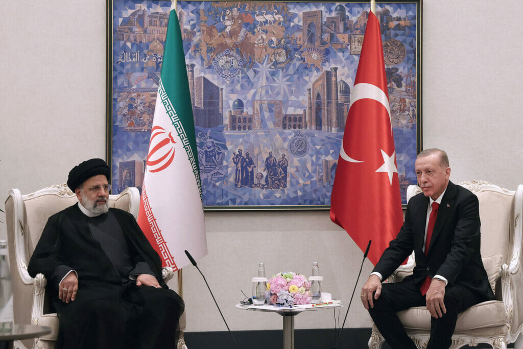 Sowohl der Iran als auch die Türkei bombardieren kurdische Gebiet im Nordirak