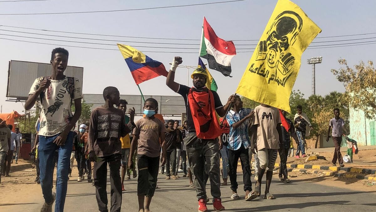 Demonstranten in Khartum gegen den Militräputsch im Sudan