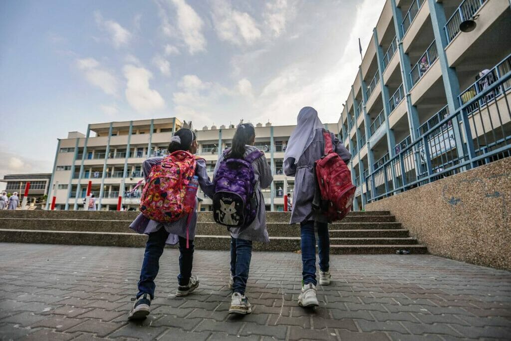 Eine UNRWA-Schule in Gaza. Die Hamas legt ihre Tunnel bevorzugt unter zivilen Gebäuden an. (© imago images/ZUMA Wire)