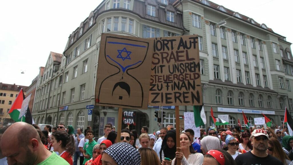 Irgendwie für Menschenrechte und Selbstbestimmung: BDS-Demonstration in München