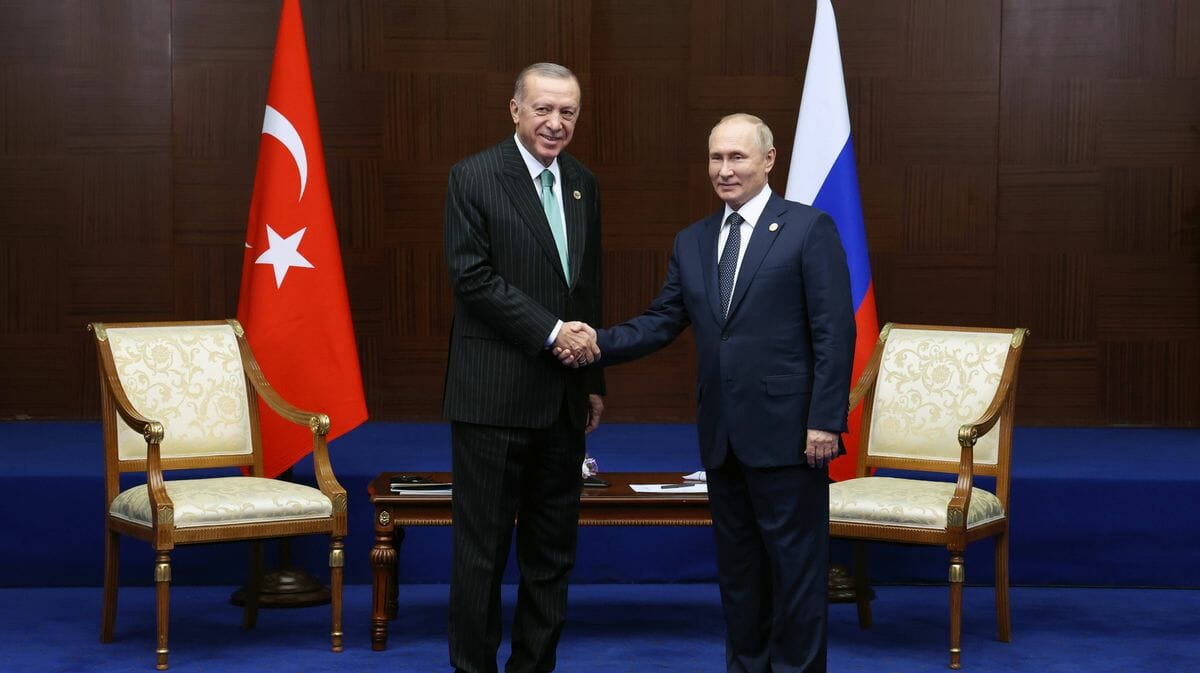 Erdogan und Putin treffen einander auf dem Gipfel der Conference on Interaction and Confidence-Building Measures in Asia (CICA)
