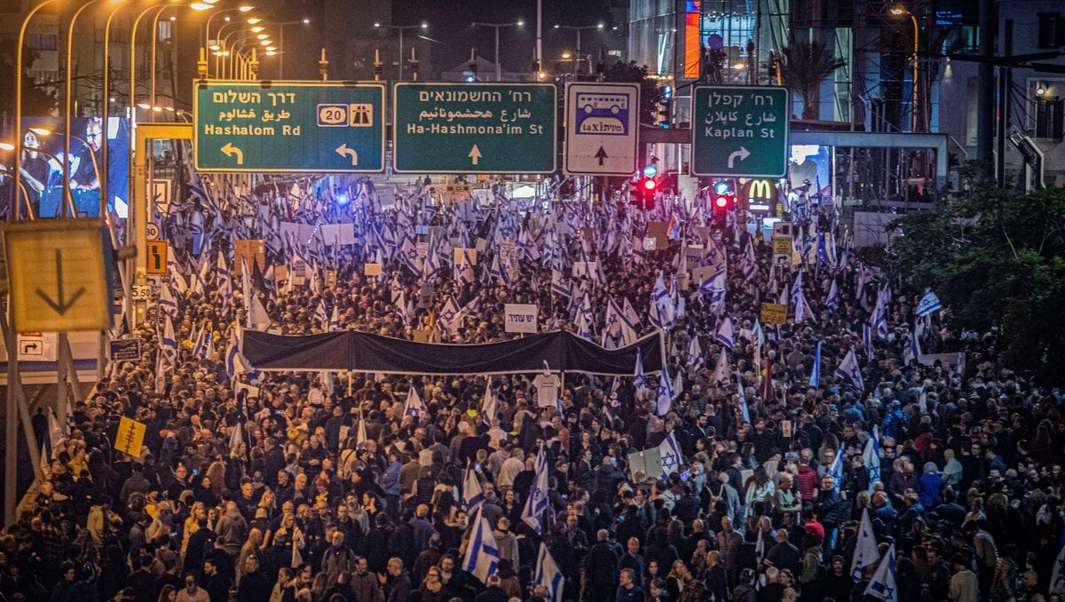 Demonstration in Tel Aviv gegen die Pläne der Regierung für eine Justizreform