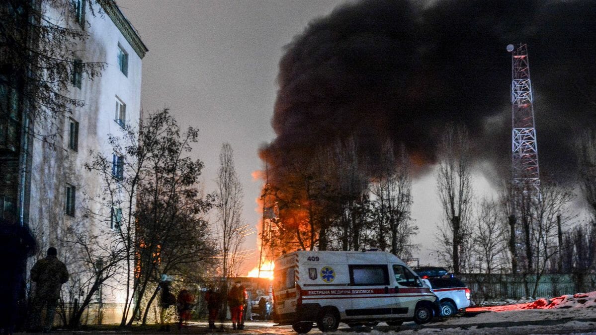 Russischer angriff auf Kiew mit iranischen Kamikaze-Drohnen