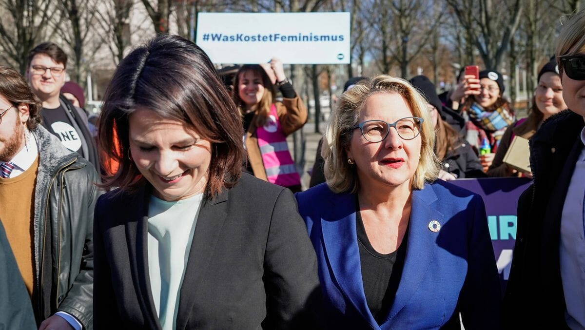 Baerbock und Entwicklungsministerin Schulze bei Pressestatement zur feministischen Außen- und Entwicklungspolitik