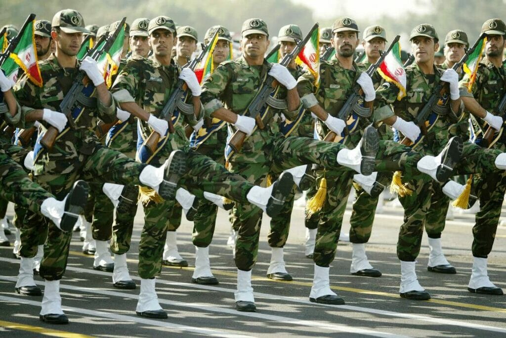 Die Revolutionsgarden terrorisieren nicht nur die Bevölkerung im Iran, sondern sind für zahlreiche Terrorkomplotte in Europa verantwortlich. (© imago images/UPI Photo)
