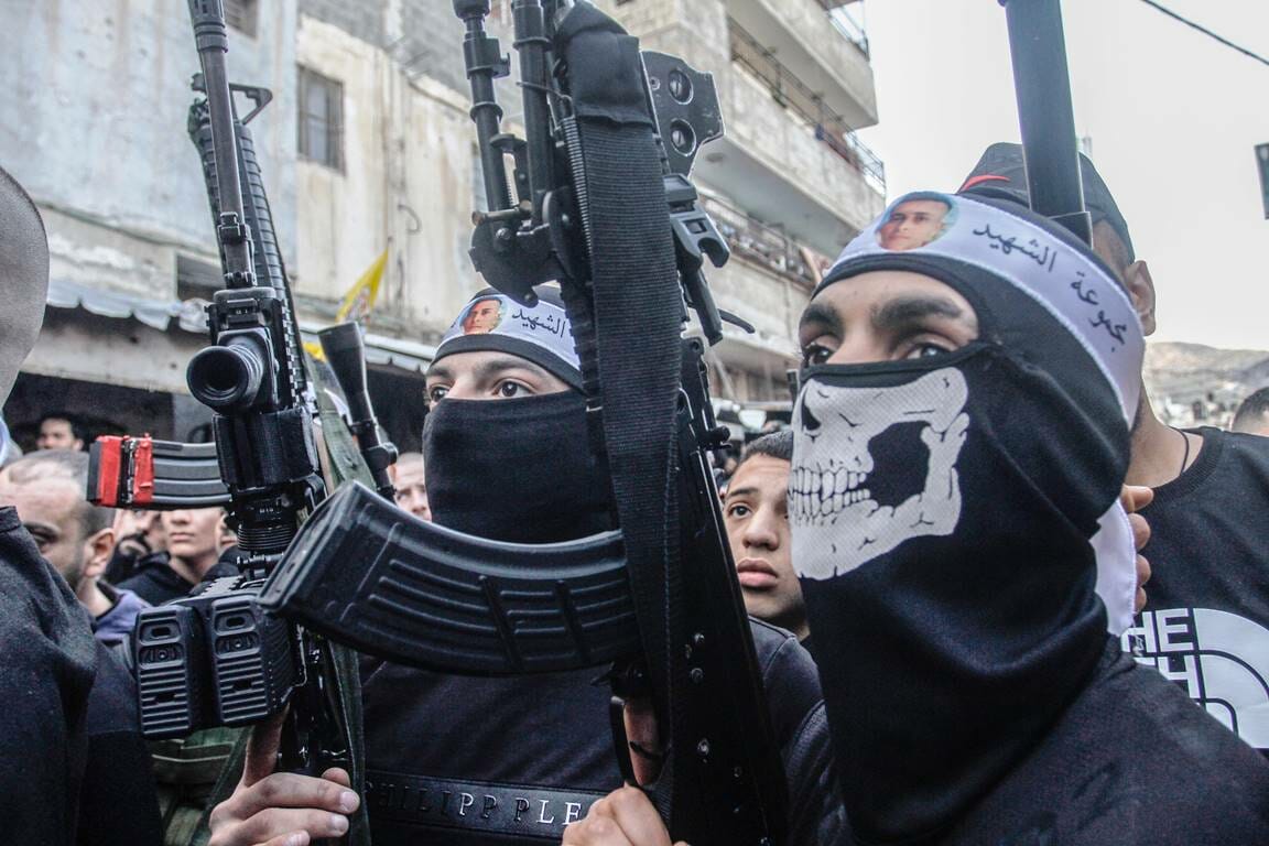 Mitglieder der Terrorgruppe al-Aqsa-Märtyrerbrigaden in Nablus. (© imago images/Sipa USA)