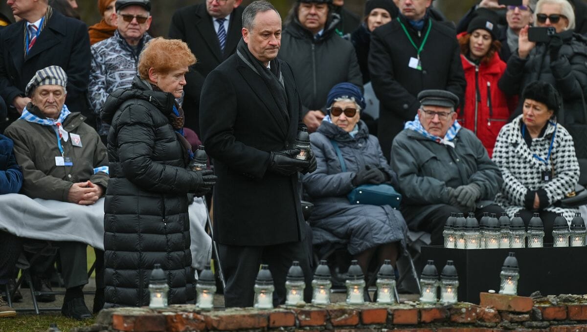 US-Antisemitismusbeauftragte Deborah Lipstadt bei den Feierlichkeiten zum Jahrestag der Befreiung von Auschwitz am 27. Januar 2023 (© Imago Images / NurPhoto)