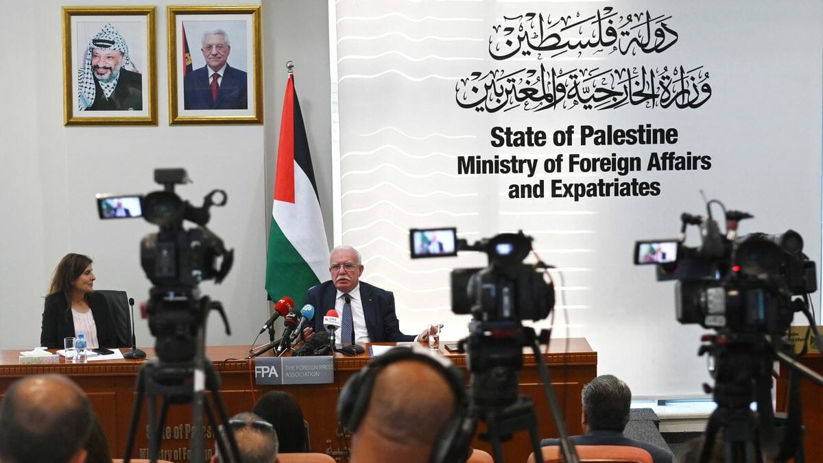 Der PA-Außenminister Riyad al-Maliki zeigt sich frustriert von der US-Regierung unter Joe Biden