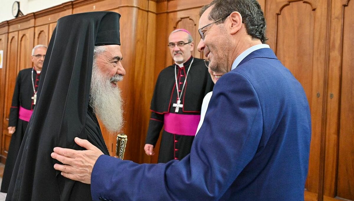 Angriffe auf Christen: Solidaritätsbesuch von Israels Präsident Herzog im Kloster Stella Maris in Haifa