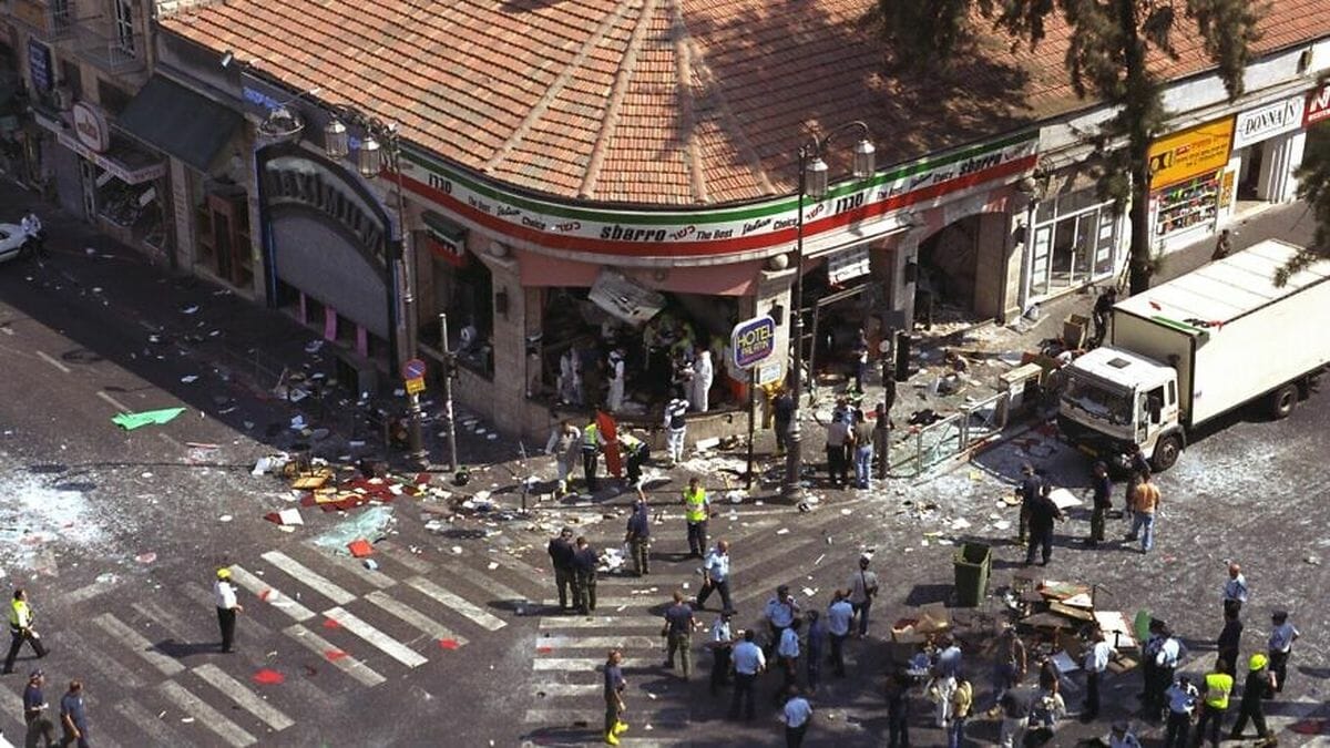 Palästinensischer Terror: Anschlag auf die Sbarro-Pizzeria in Jerusalem am 9. August 2001 mit 16 Toten und 130 Verletzten