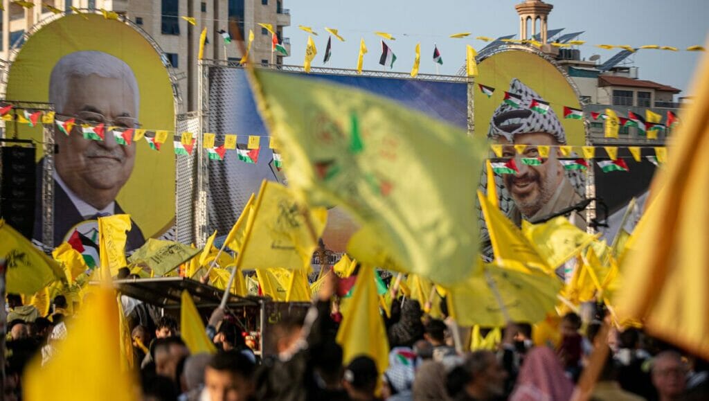 Aufmarsch der Fatah-Fraktion von PA-Präsident Mahmoud Abbas