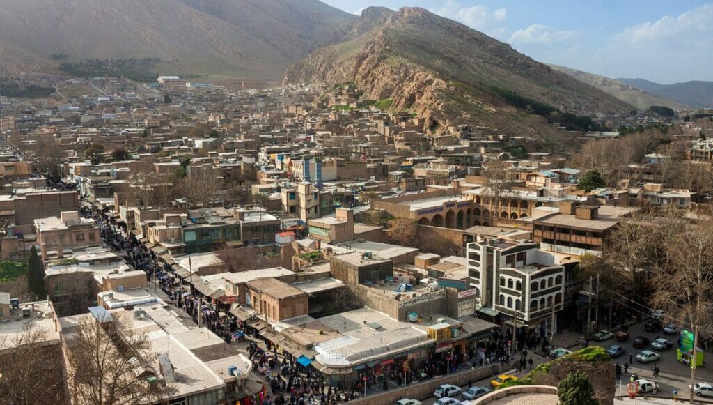 Raketenbasis: Die iranische Khorramabad wurde am Montag von einer heftigen Erschütterung heimgesucht