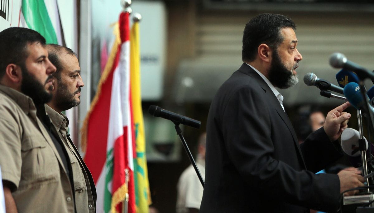Das Hamas-Politbüro-Mitglied Osama Hamdan bei der Hisbollah im Libanon
