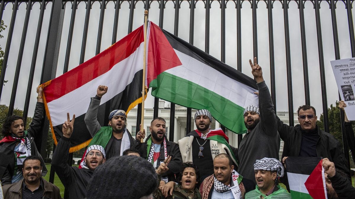 Huthi-Sympathisanten aus dem Jemen verbrüdern sich in Washington mit dem Hamas-Terror gegen Israel