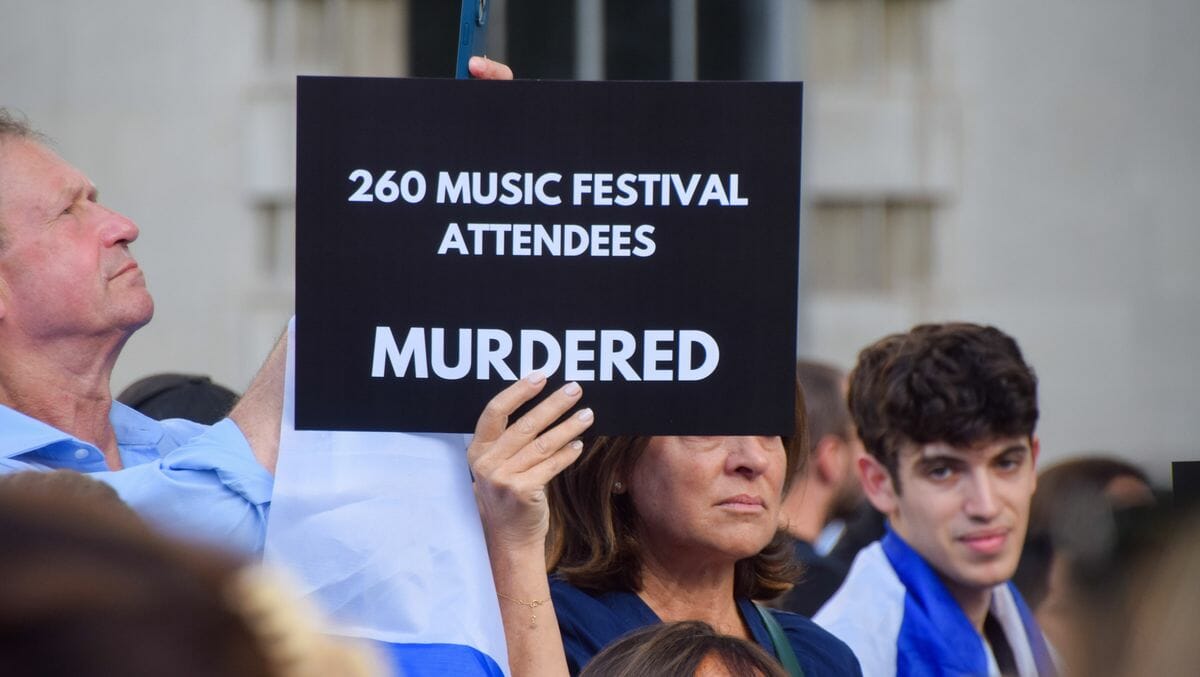 Gedenkkundgebung für die beim Hamas-Massaker ermordeten Israelis in London