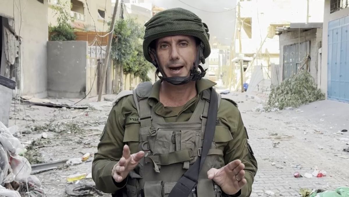 IDF-Sprecher Daniel Hagari präsentiert die Terrortunnel der Hamas unter dem Al-Shifa-Spital in Gaza