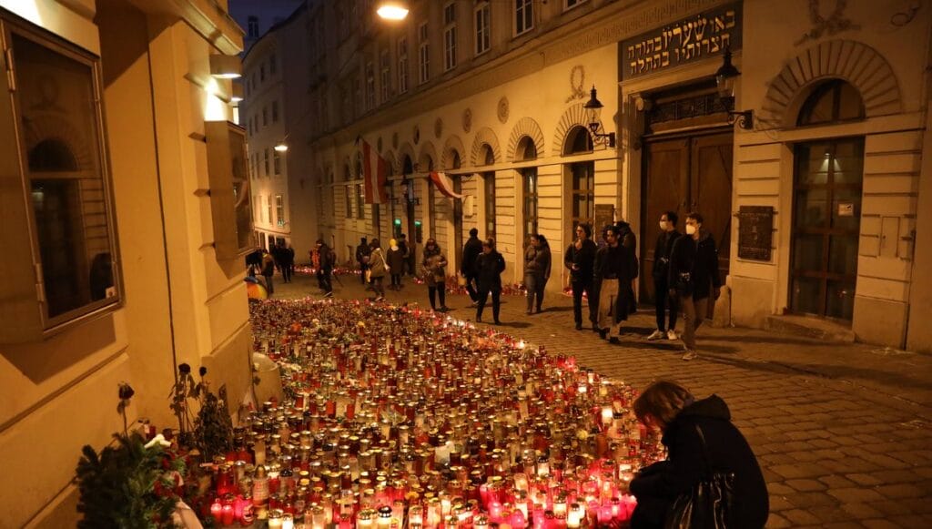 Der Wiener Stadttempel in der Seitenstettengasse nach dem IS-Terroranschlag im November 2020