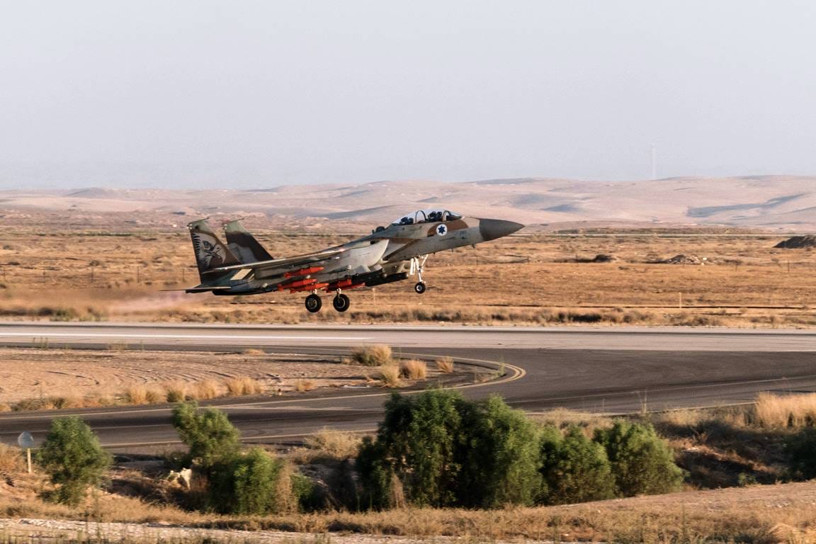 Bevor die israelische Air Force einen Angriff auf Ziele der Hamas unternimmt, muss ein aufwendiges Zielauswahlverfahren absolviert werden. (© imago images/ZUMA Wire)