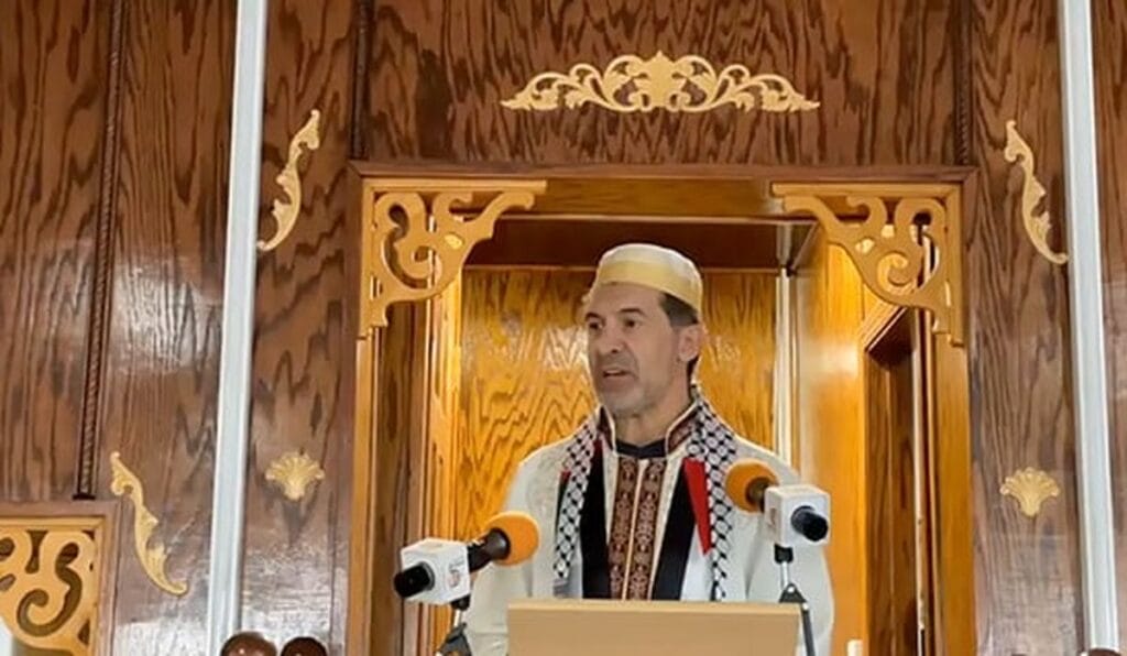Der CAIR-Direktor für Moschee-Angelegenheiten werde Ayman Aishat hielt eine antisemitische Predigt über Theodor Herzl