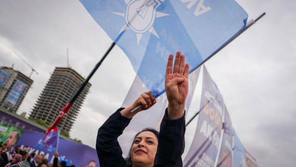 Erdogans Partei AKP ist so etwas wie eine türkische Version der Muslimbruderschaft