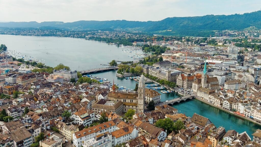 Zürich, Schauplatz eines antisemitischen Attentats. (© imago images/Pond5 Images)
