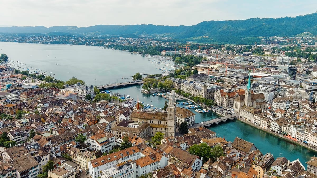Zürich, Schauplatz eines antisemitischen Attentats. (© imago images/Pond5 Images)