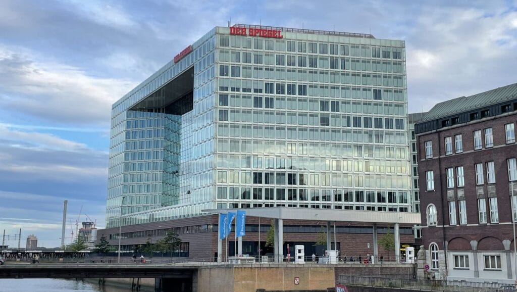 Der Spiegel macht in einem Artikel gegen die deutsche Staatsräson zur Solidarität mit Israel mobil