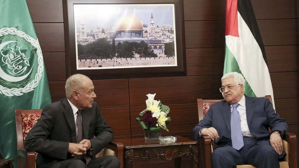 Mahmud Abbas und der Generalsekretär der Arabischen Liga, Ahmed Aboul Gheit
