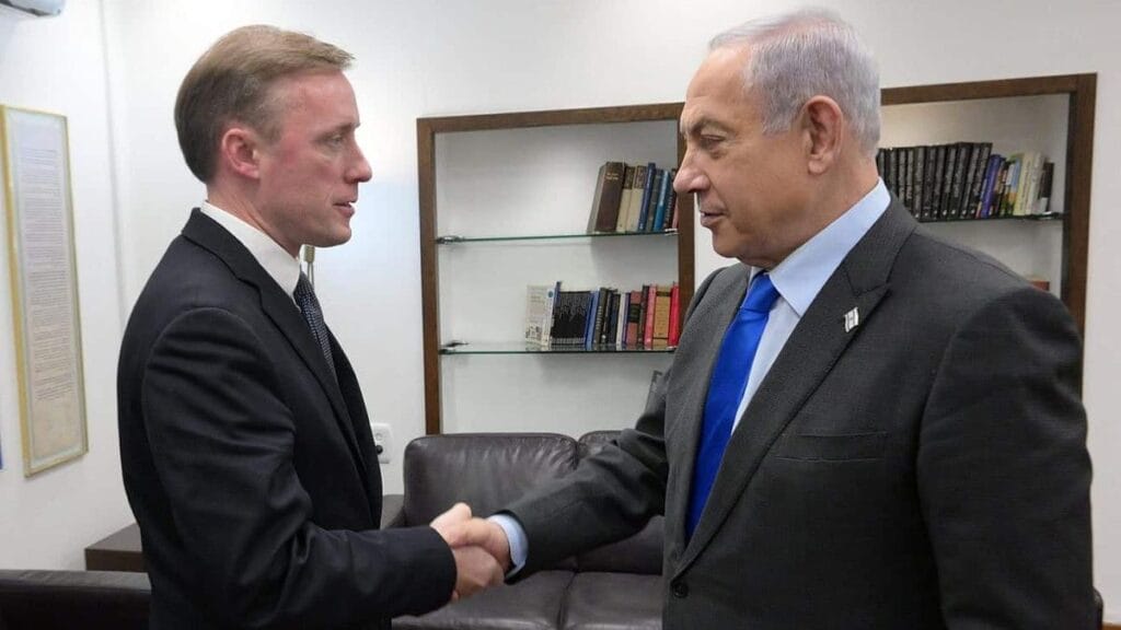 Der Nationale Sicherheitsberater der UISA, Jake Sullivan, und Israels Premierminister Benjamin Netanjahu bei einem Treffen in Jerusalem