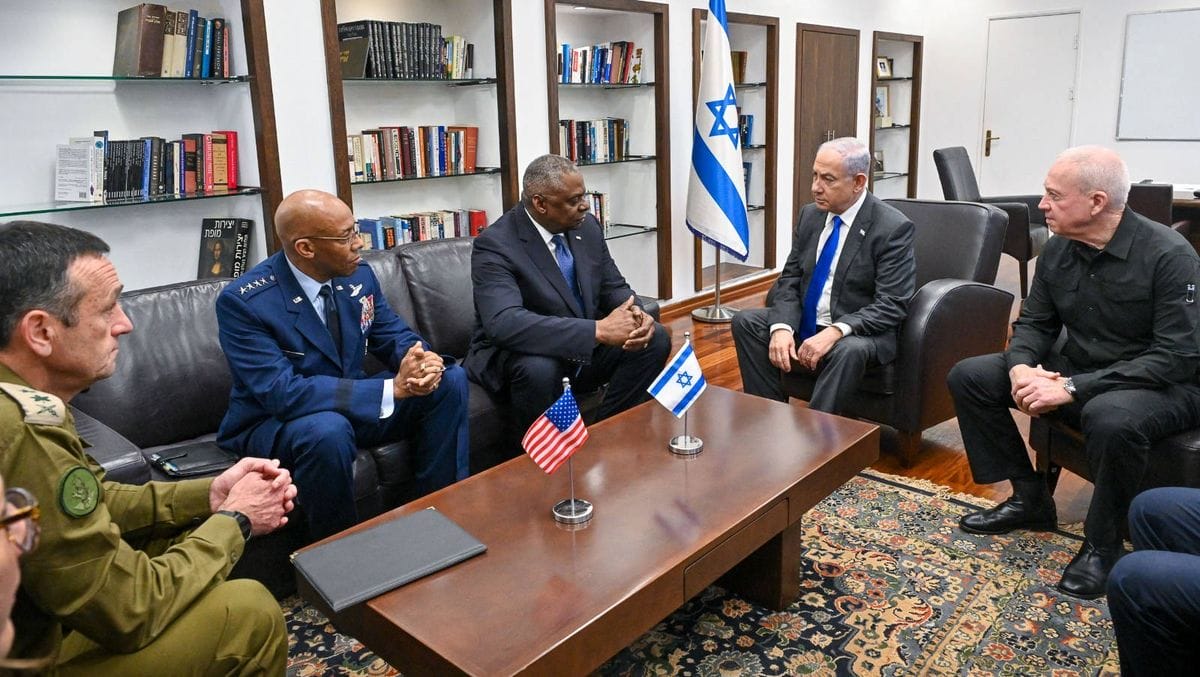 Israels Verteidigungsminister Gallant (re.) drängt Premier Netanjahu, einen Lösung für den »Tag danach« zu finden