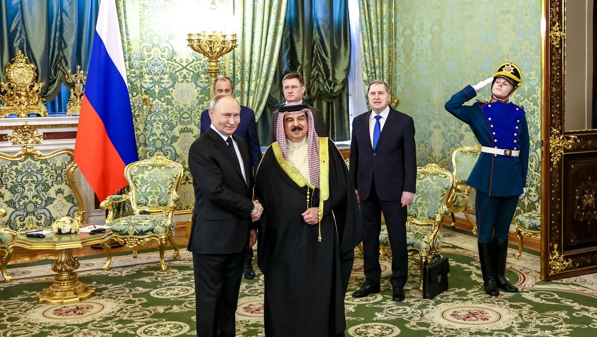 Während Moskau-Besuch: Bahrains König erklärte, sein Land freue sich auf Beziehungsnormalisierung mit Iran