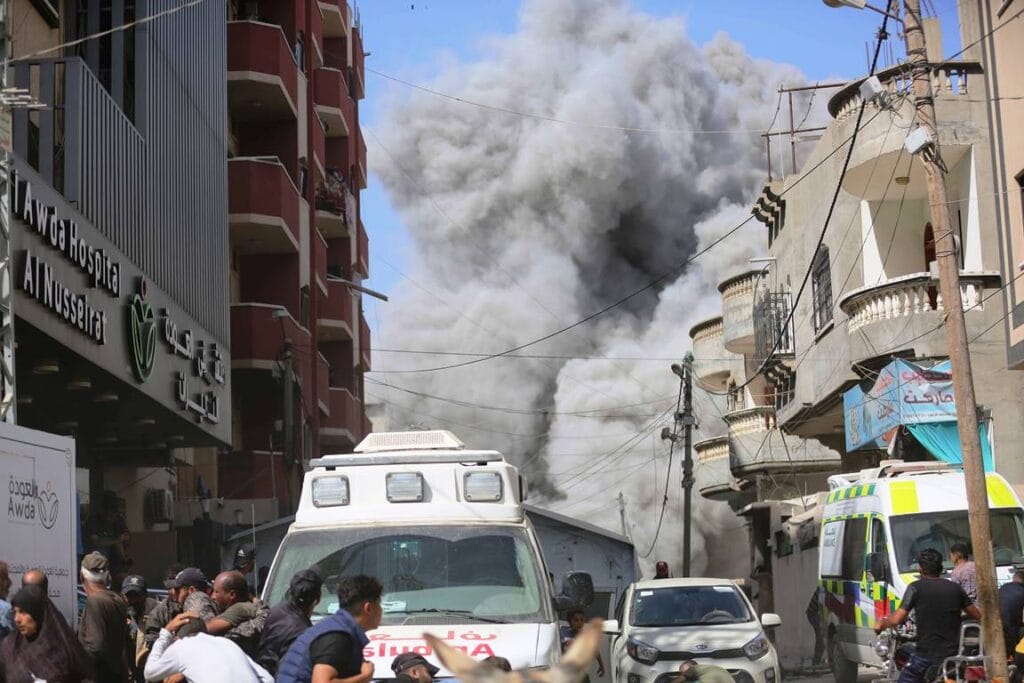 Im Zuge der Geiselbefreiung in Nuseirat gab es heftige Kämpfe zwischen palästinensischen Terroristen und der israelischen Armee. (© imago images/Xinhua)
