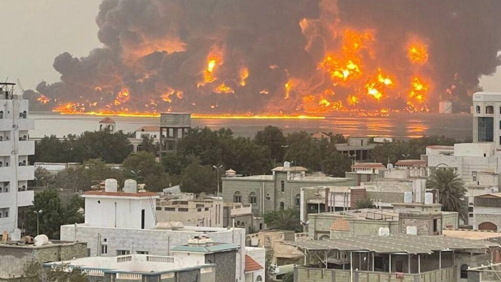 Hodeidah: Israels Vergeltungsschlag gegen den Drohnenangriff durch die iranisch unterstützten Huthi