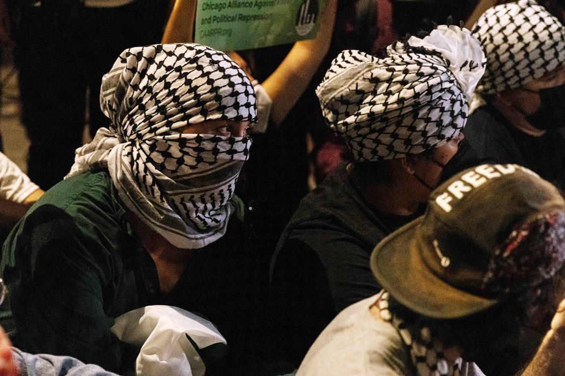 Antizionisten bei einer Demonstration beim Parteitag der US-Demokraten in Chicago. (© imago images/Sipa USA)