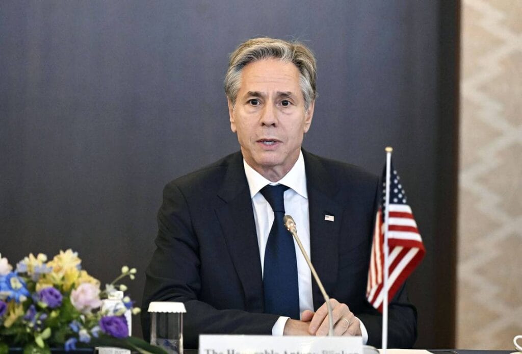 Angesichts der iranischen Drohungen warnt US-Außenminister Blinken vor einer Eskalation der Situation. (© imago images/Kyodo News)