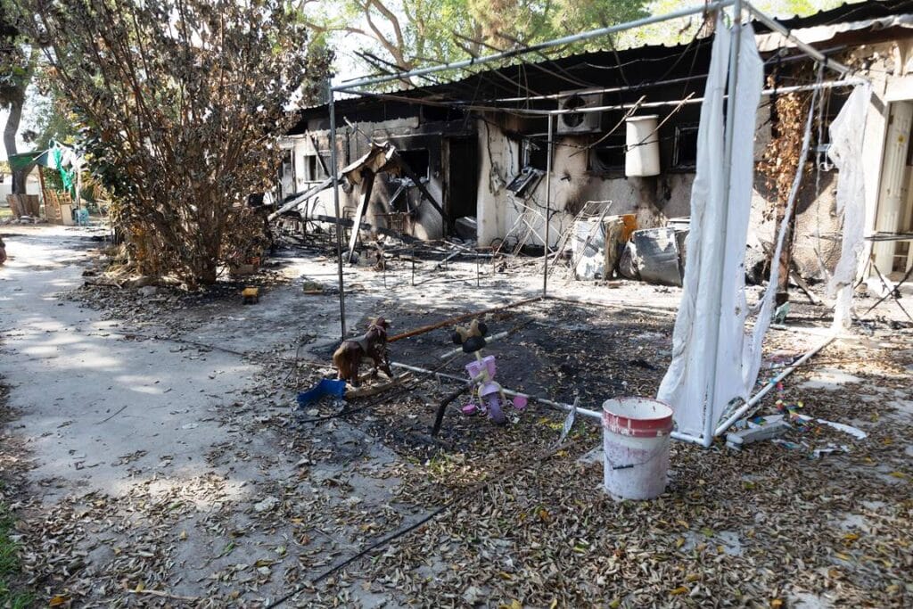 Spuren des Hamas-Massakers im Kibbuz Nir Oz. (© imago images/Nir Keidar)