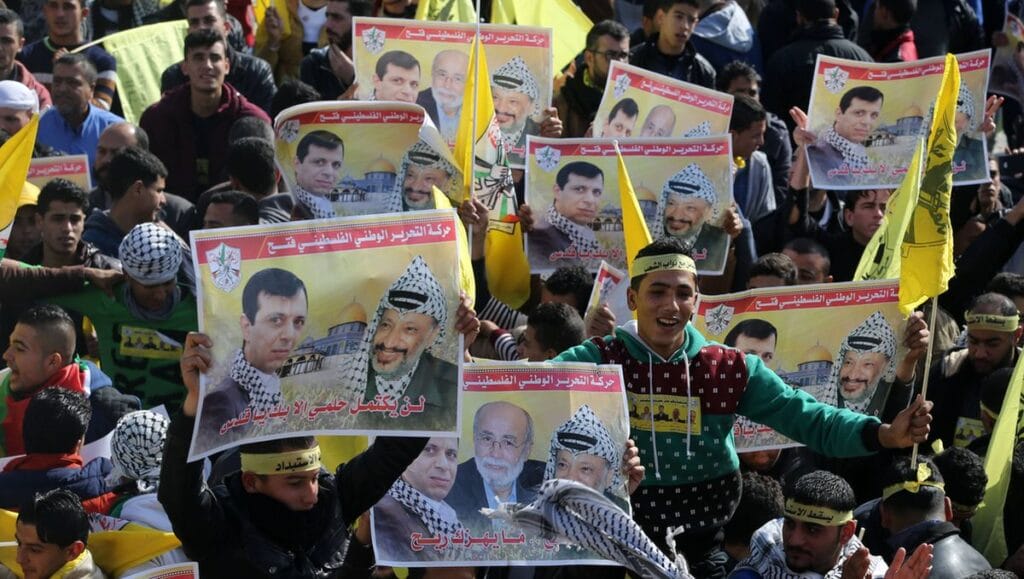 Anhänger von Mohammed Dahlan protestieren im Gazastreifen gegen PA-Präsident Mahmoud Abbas