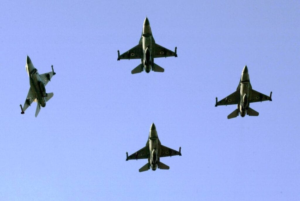 Isngesamt acht israelische F-16 waren an dem Angriff auf den Osirak-Reaktor beteiligt. (© imago images/ZUMA Press Wire)