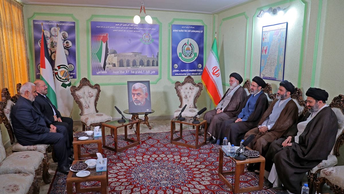 Vier Söhne von Irans Oberstem Führer Khamenei treffen sich mit Hamas-Funktionäre